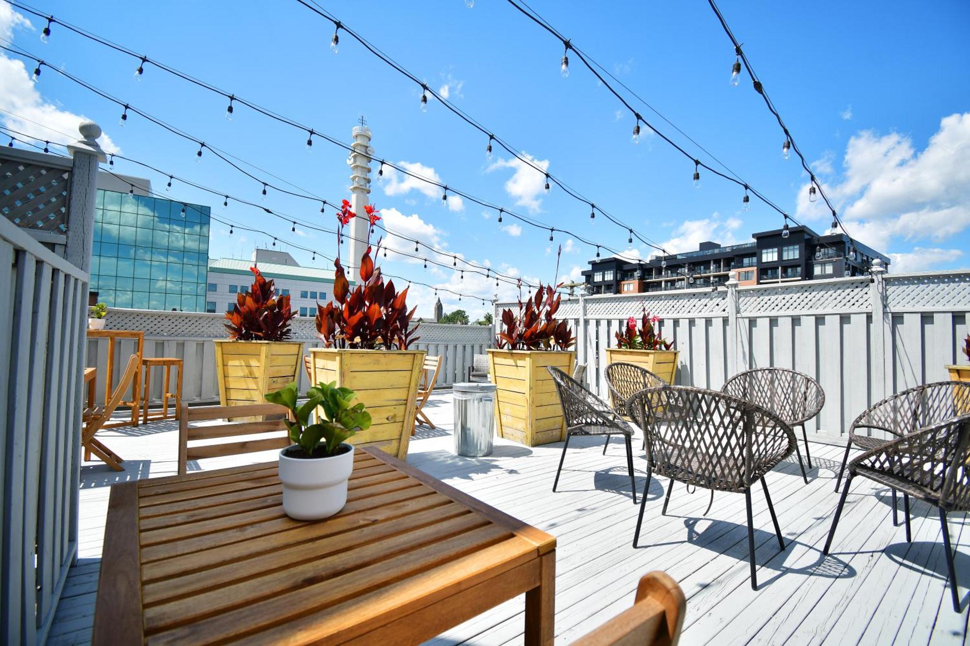 Lester Lofts By Bower Boutique Hotels モンクトン エクステリア 写真