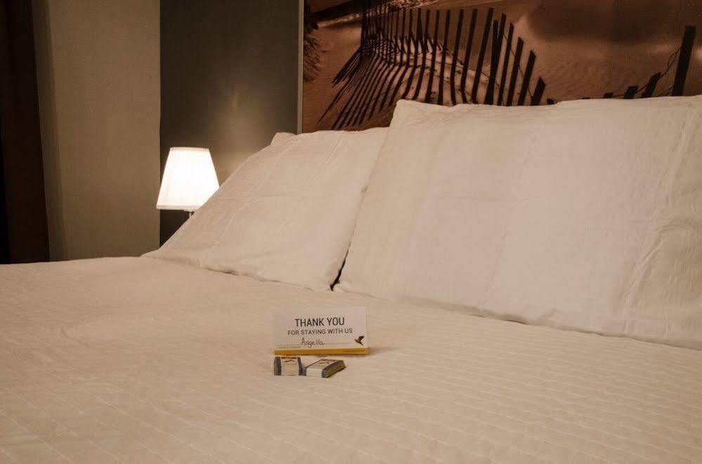 Lester Lofts By Bower Boutique Hotels モンクトン エクステリア 写真
